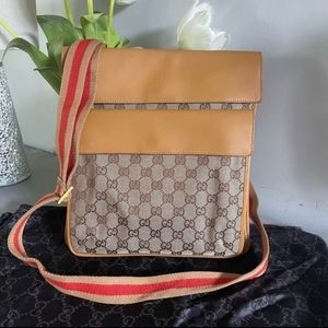 Gucci Messenger bag